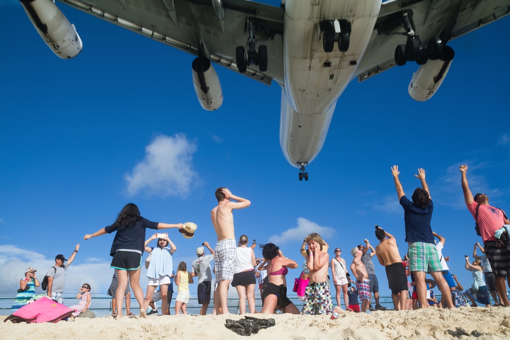 Die Landungen der Flugzeuge auf Saint Maarten