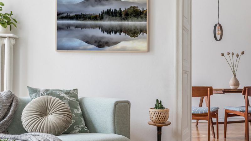 Poster mit einer wunderschönen Landschaft Berge im Wohnzimmer